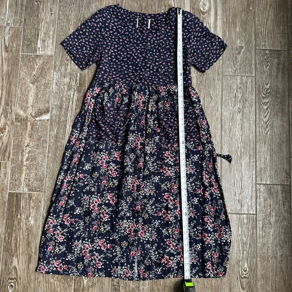 Vintage Cottagecore Floral Womens Dress Rayon Navy Grunge Moody 80s Medium - Picture 6 of 12
